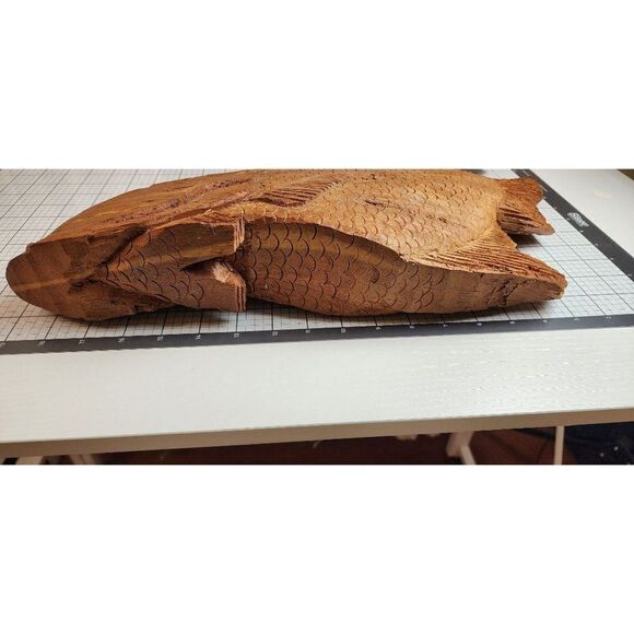 Large VIntage Hand Carved Decorative Wooden Fish - Picture 5 of 8